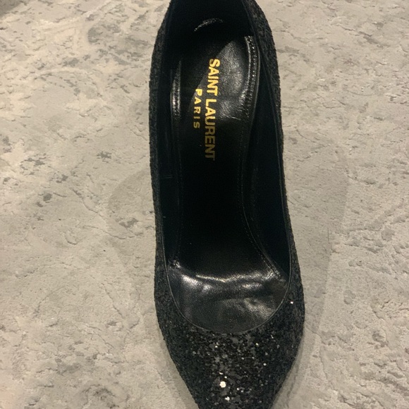 YSL Authentic Almost Brand New Sandals 👌🔥 - Picture 6 of 12